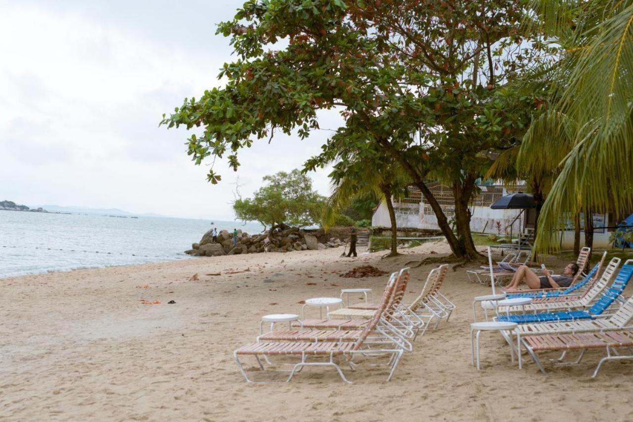 Rainbow Paradise Beachfront Penang Tanjung Bungah  Luaran gambar