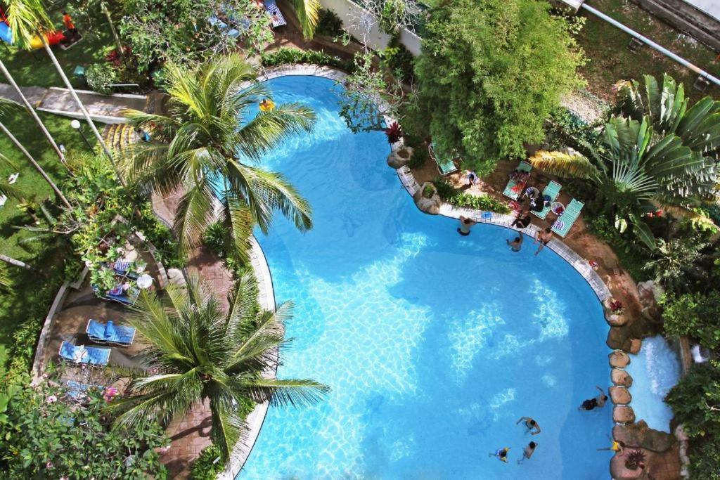 Rainbow Paradise Beachfront Penang Tanjung Bungah  Luaran gambar